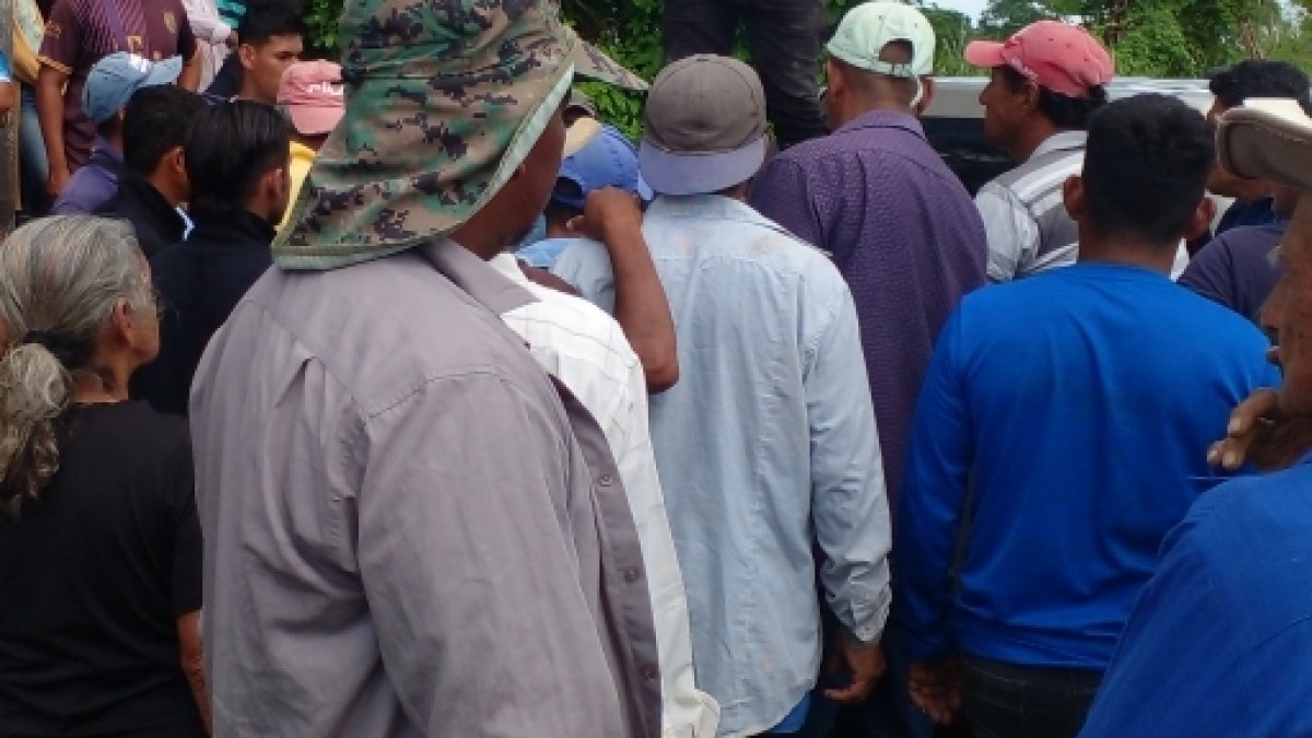 El hombre aparentemente estaba golpeado y baleado.