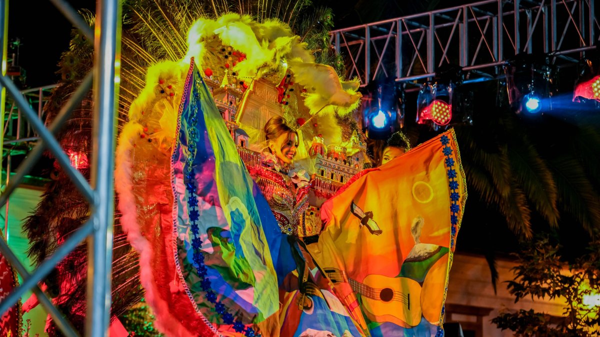 Traje ganador que participará en el Miss Universo 2024.