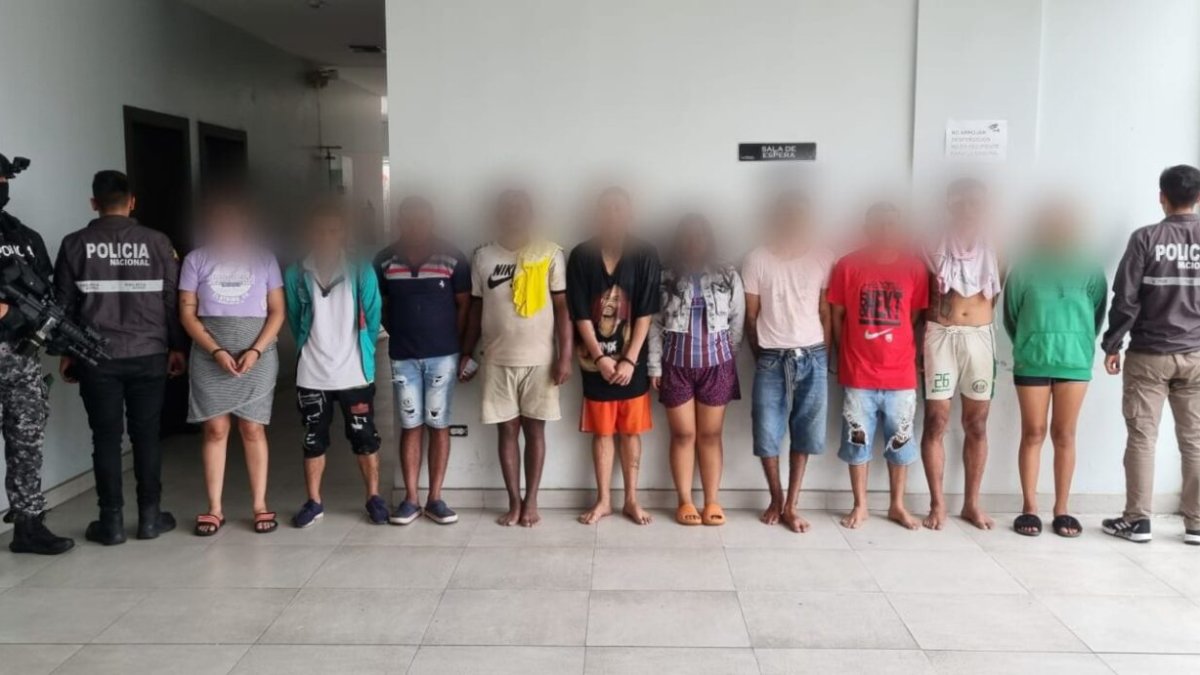 En los teléfonos celulares incautados se halló información sobre las exigencias económicas que los secuestradores demandaban para liberar a la víctima.