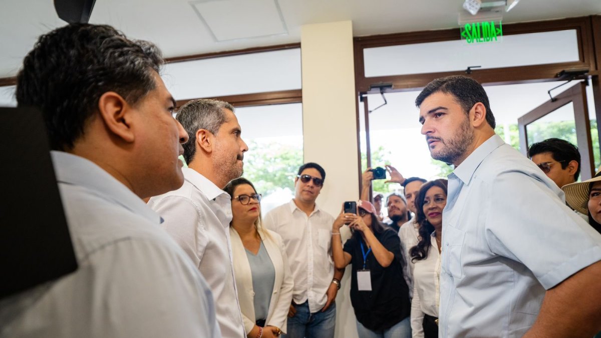 El alcalde Aquiles Álvarez habló sobre la posibilidad de postularse al partido político RETO.
