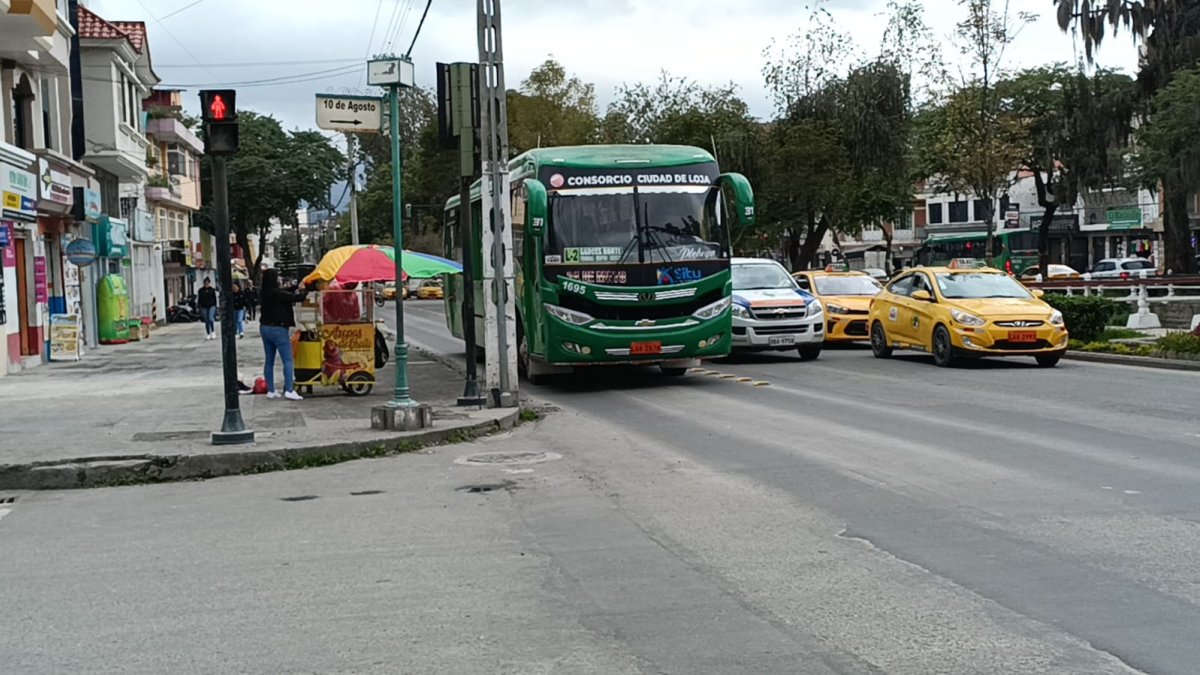 Servicio. En Loja prevén elevar la tarifa de bus urbano. Hoy cuesta $ 0,30.