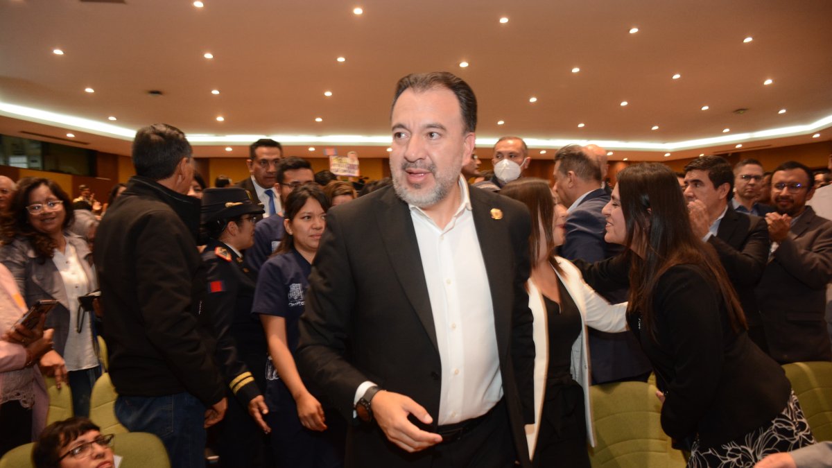 Pabel Muñoz realizó su rendición de cuentas en el Palacio Municipal