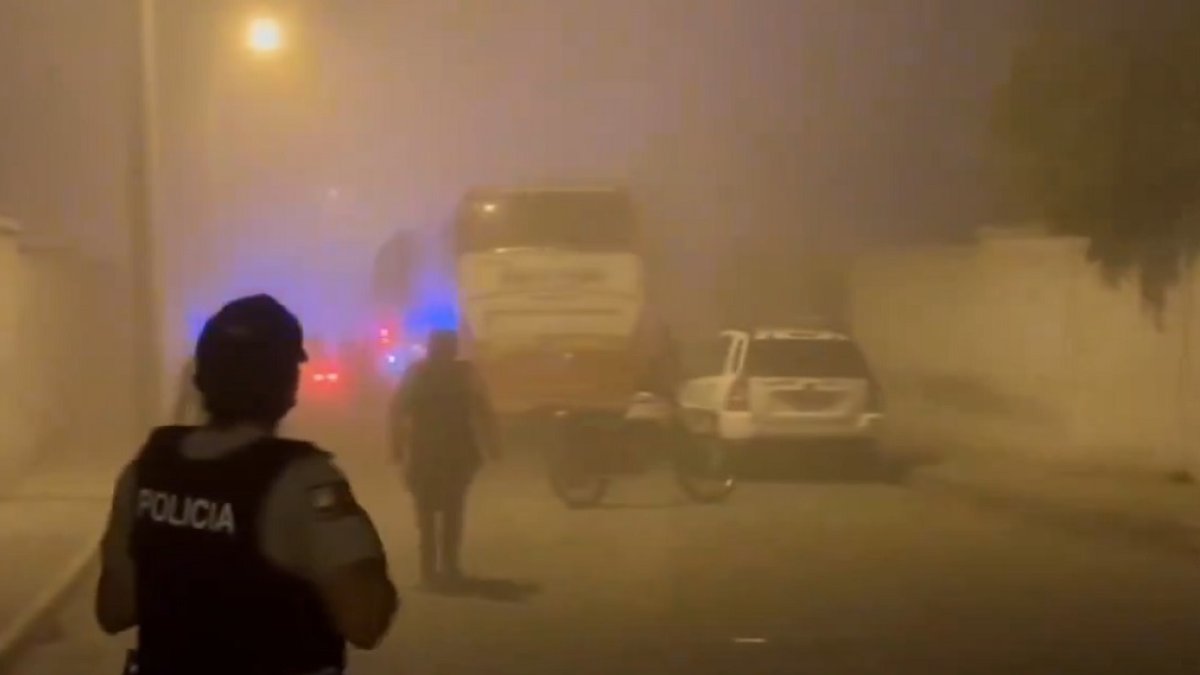 Personal policial acudió al sitio donde estaba retenida la mujer.