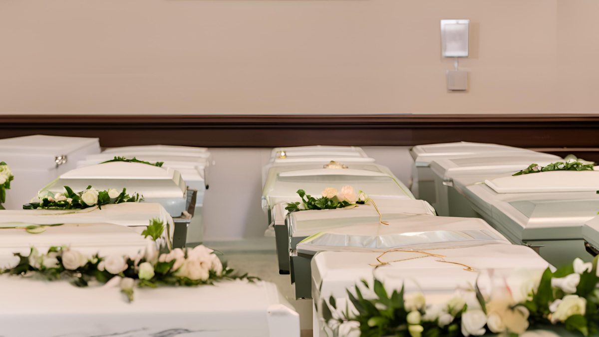 Los operadores del ECU 911 reciben las alertas, que se dan por la línea telefónica y las entregan a las funerarias.