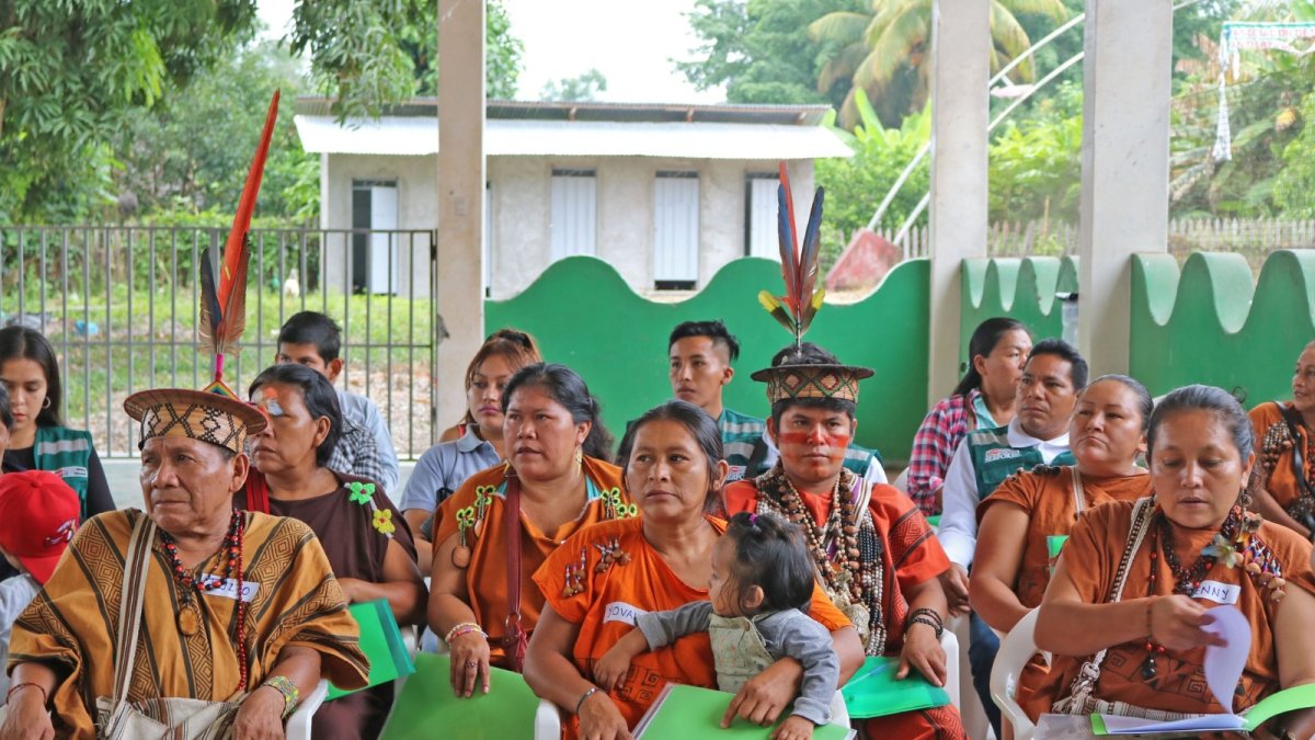 La Asociación Interétnica de Desarrollo de la Selva Peruana (Aidesep), de indígenas durante el Segundo Encuentro de Defensores y Defensoras Indígenas.