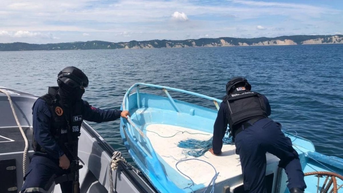 Esta fue la lancha en la que se transportaron 33 bultos de droga.