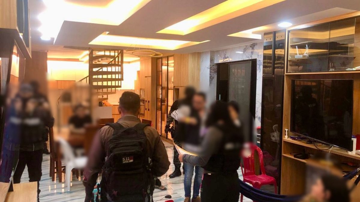 Fiscalía informó que 21 personas fueron detenidas en el operativo contra Los Choneros.