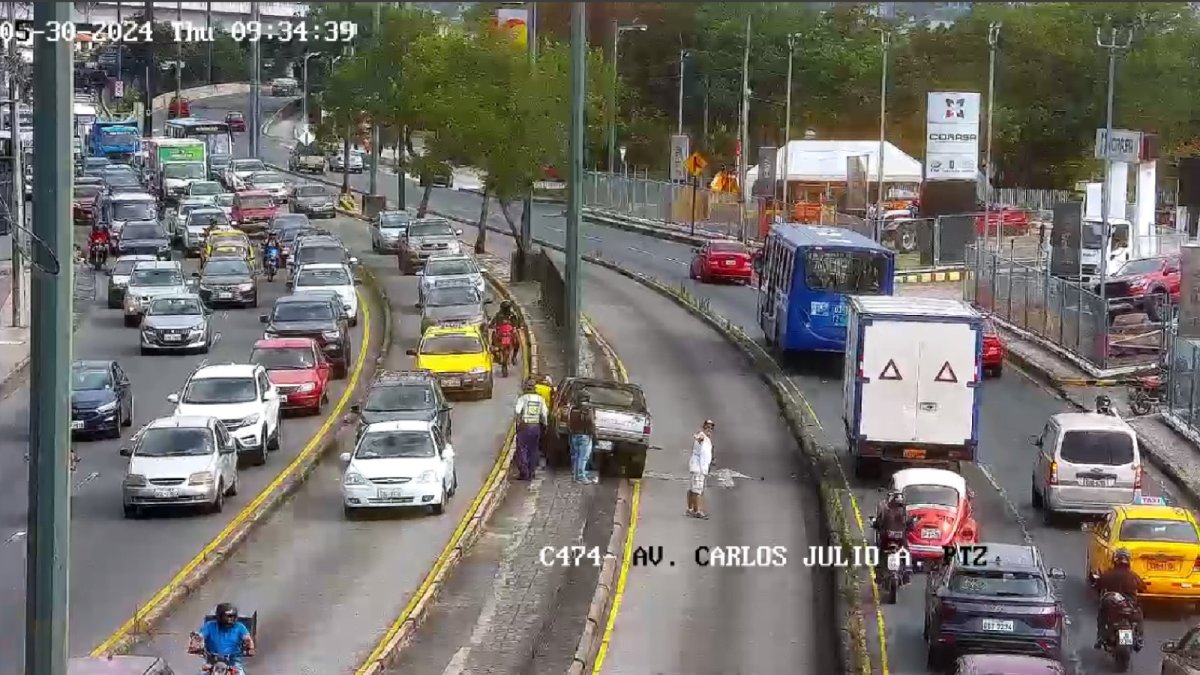 El accidente fue captado por cámaras de vigilancia.