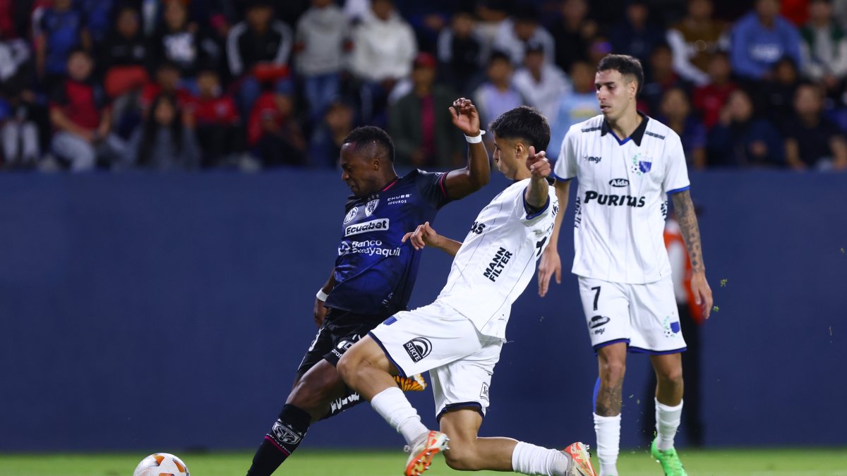 Independiente del Valle gana el encuentro.