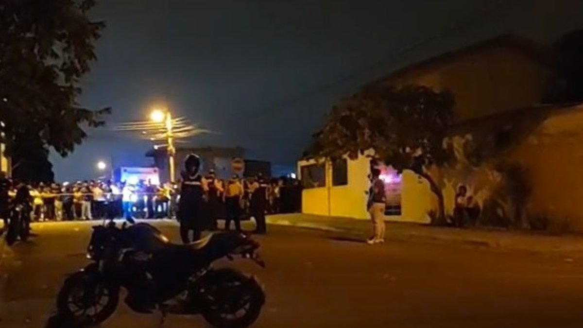 El hecho se registró en las calles 18 de agosto y 24 de mayo, en Santa Elena, la noche del jueves 30 de mayo.