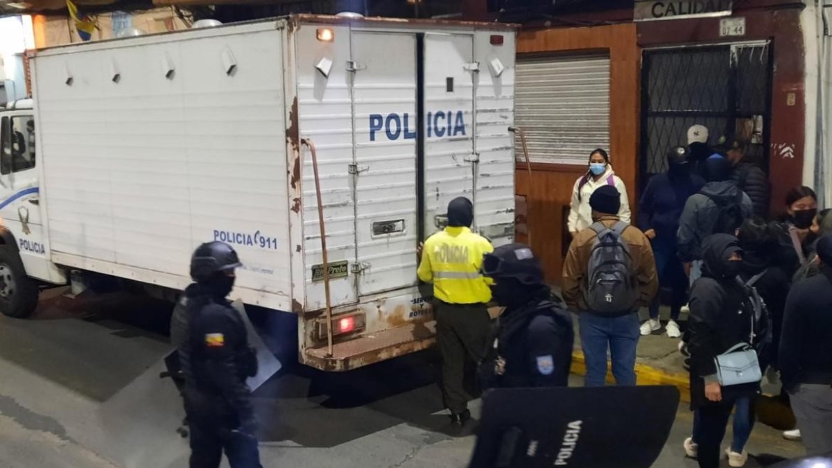 El operativo antidelincuencial tuvo lugar en Ambato.