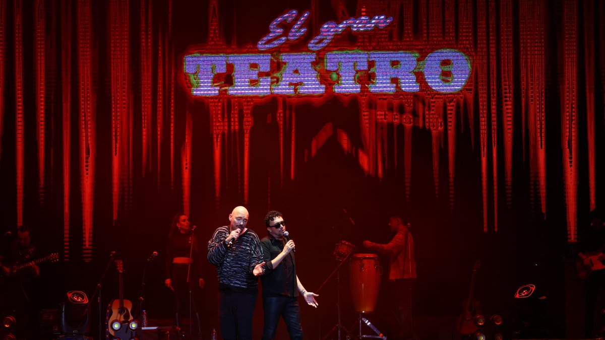 Andrés Cepeda y Santiago Cruz en Quito.