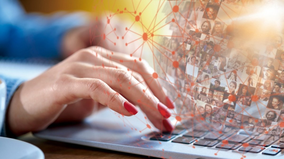 Referencial. Empleado en su jornada laboral.