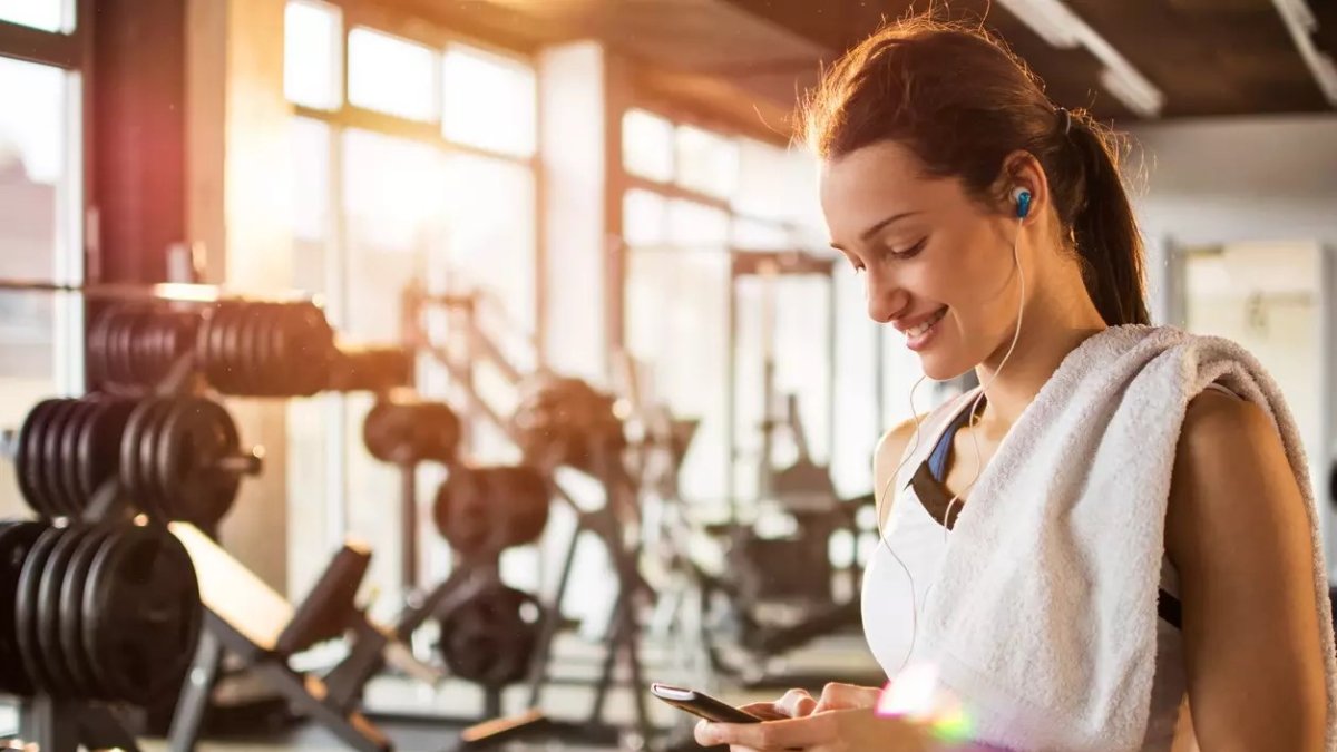 Entre las razones consta el pago a un entrenador.