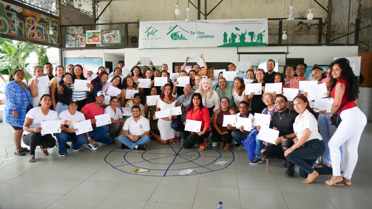 Labor. Hogar de Cristo potencia proyectos con las víctimas de movilidad.