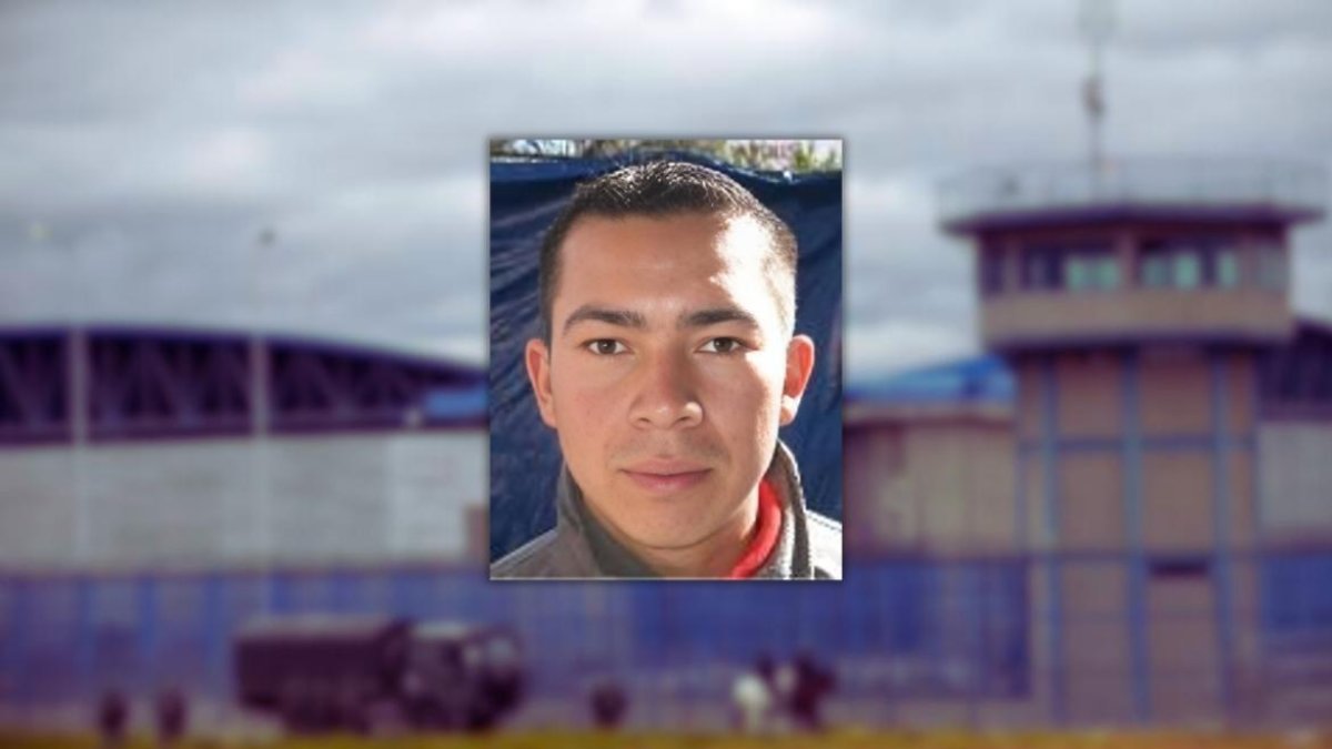 Alias Piro es el líder del grupo terrorista Los Lobos.