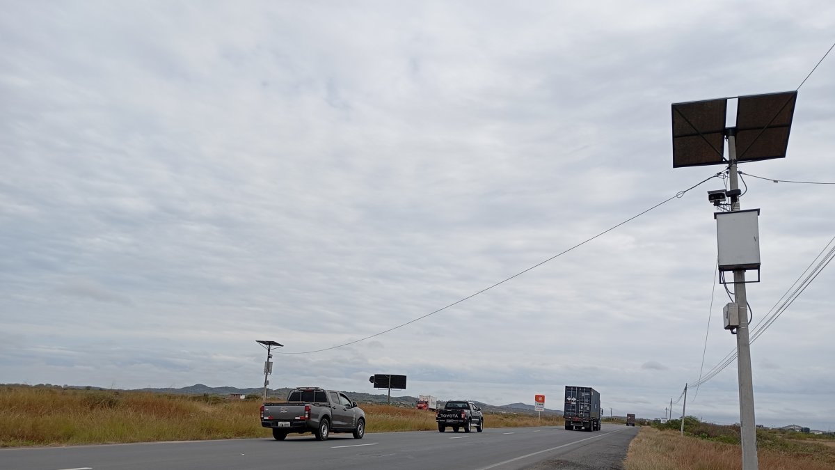 En la vía Playas-Progreso hay cerca de 10 radares