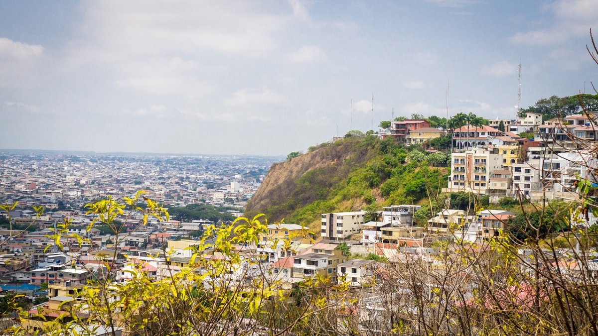 La perla del Pacífico es el epicentro de dinámicas actividades.