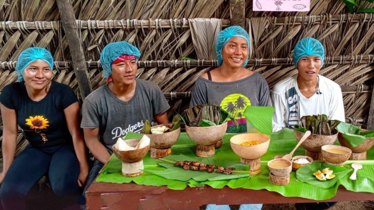Con los productos que les brinda la naturaleza aprendieron a mejorar la presentación en la gastronomía.