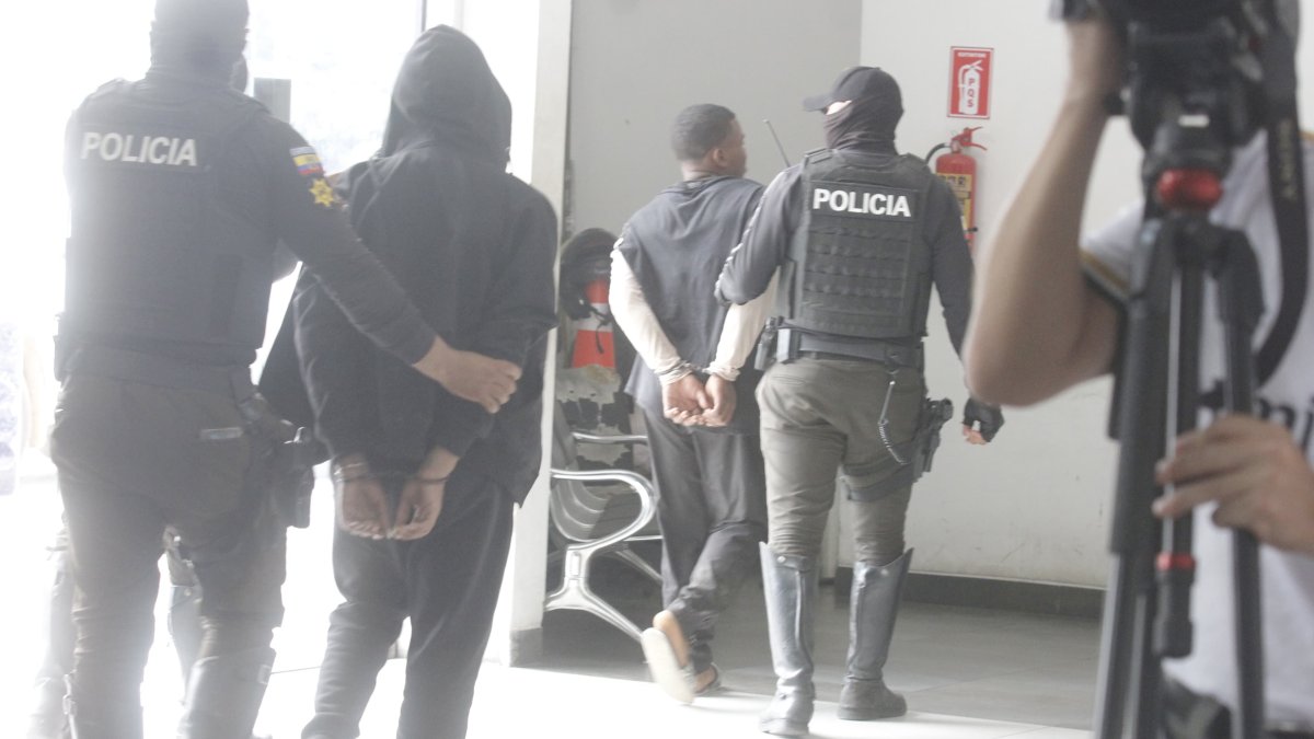 Uno de los aprehendidos es un menor de edad y el otro un prófugo.