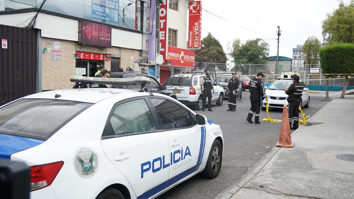Un contingente policial llegó hasta la unidad médica luego de que el MSP activara el código plata.