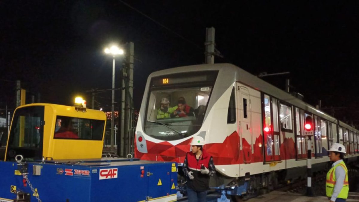 El evento de descarrilamiento de la unidad 16 se dio en noviembre de 2023 y fue trasladado a las cocheras este 10 de junio