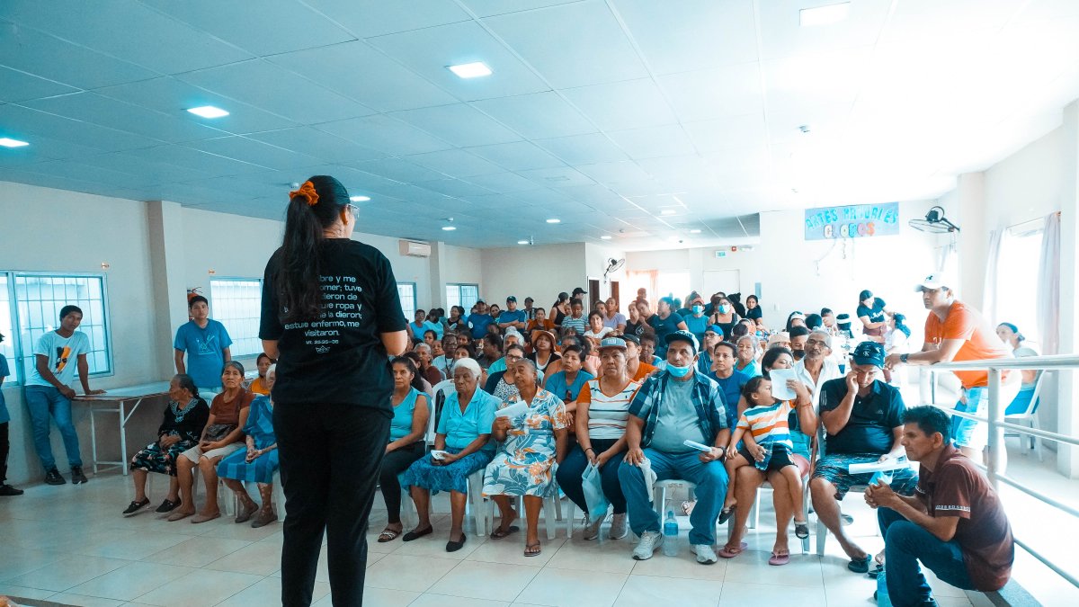 Acto. 'No está solo' tiene proyectos que beneficia a diversos sectores.