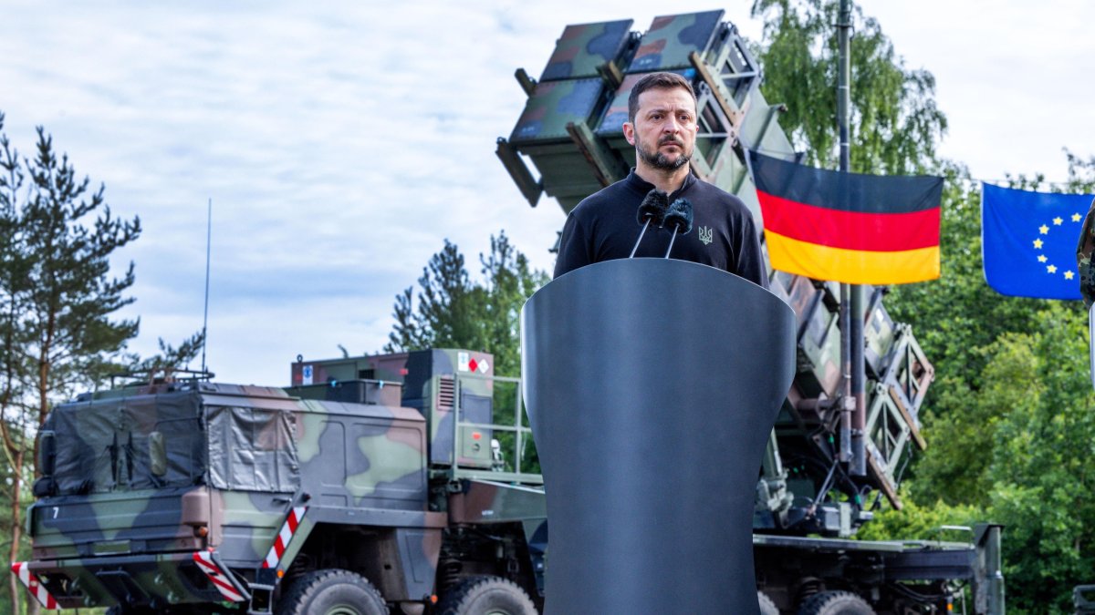 Volodímir Zelenski viajó a la capital de Alemania para un encuentro con sus aliados, donde abordarán la reconstrucción de Ucrania.