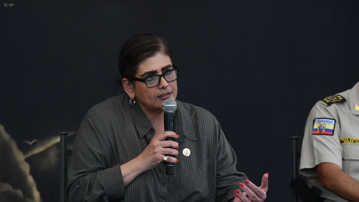 Mónica Palencia dijo que no pudo acudir a la Comisión por sus funciones en el Bloque de Seguridad en Manabí.