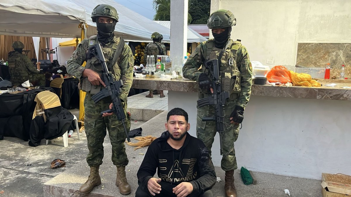 Alias Borys, conocido como el zar de la droga, fue detenido en El Empalme en una narcofiesta.