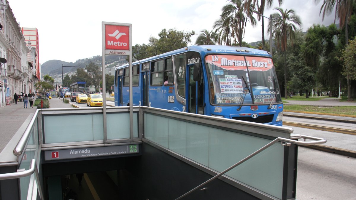 Metro. Se quiere convertir al metro en la columna vertebral del sistema de movilidad.