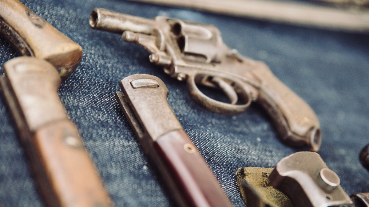 El presidente Daniel Noboa oficializó la reducción del ICE vía decreto ejecutivo.