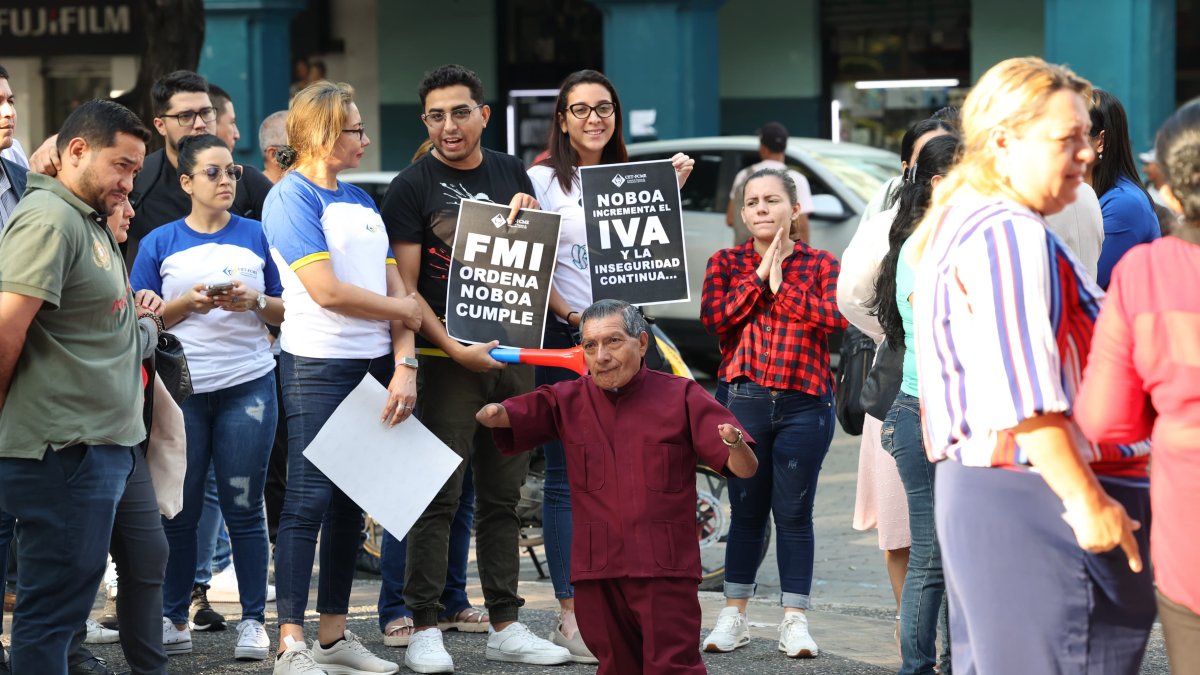 Los ciudadanos se convocaron en el centro de Guayaquil para protestar