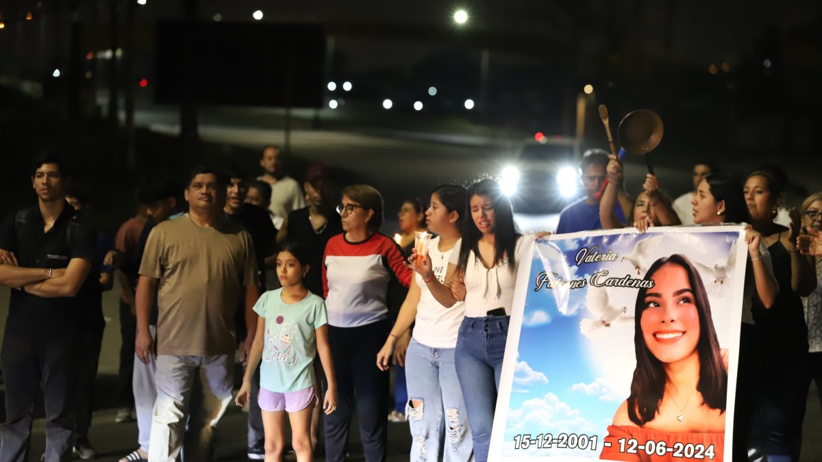 Moradores protestaron por la muerte de Valeria Falcones.