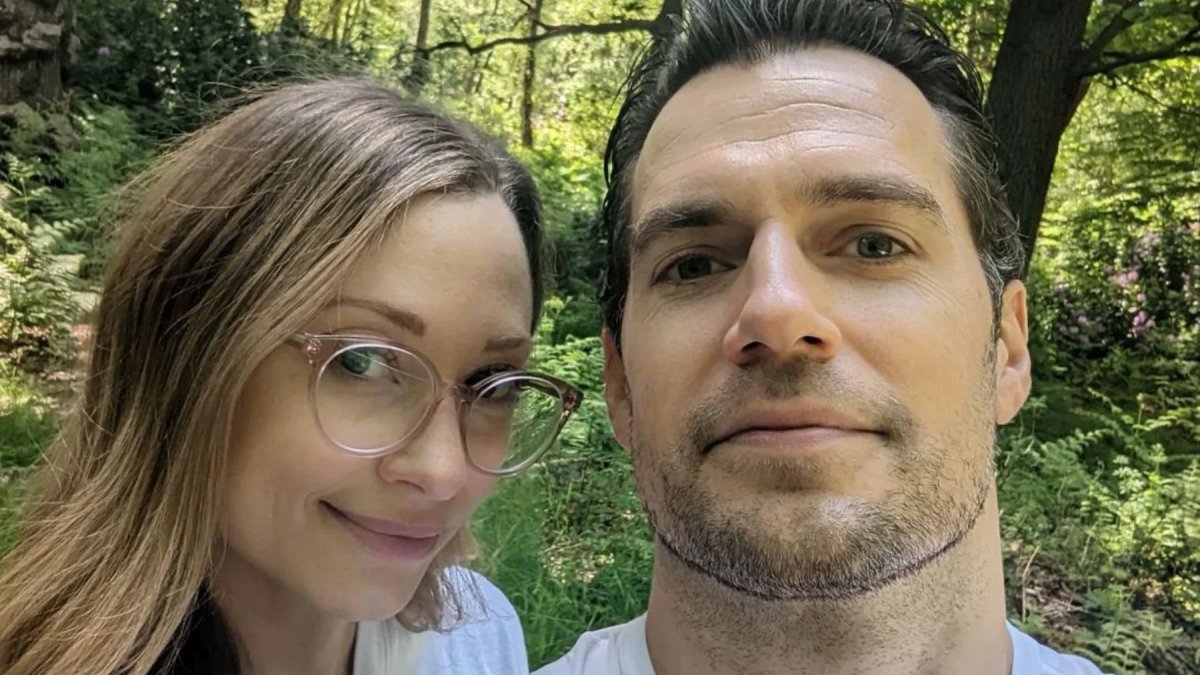 Henry Cavill  y Natalie Viscuso