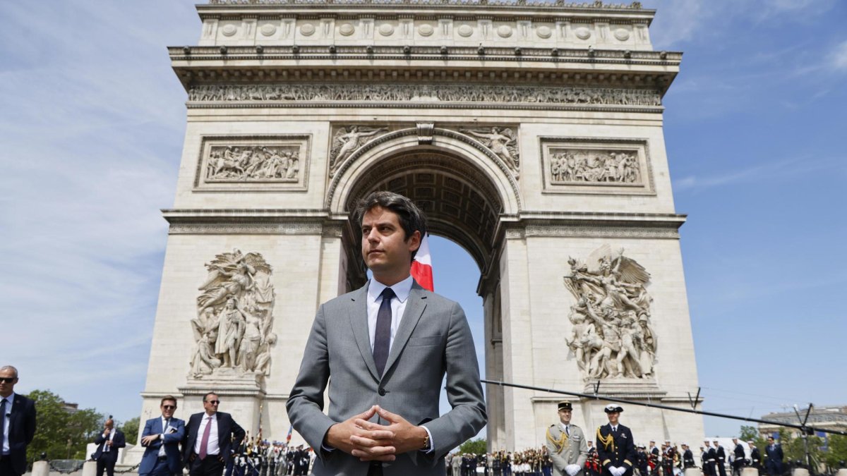 El primer ministro de Francia, Gabriel Attal, realizó el anuncio de las medidas sociales.
