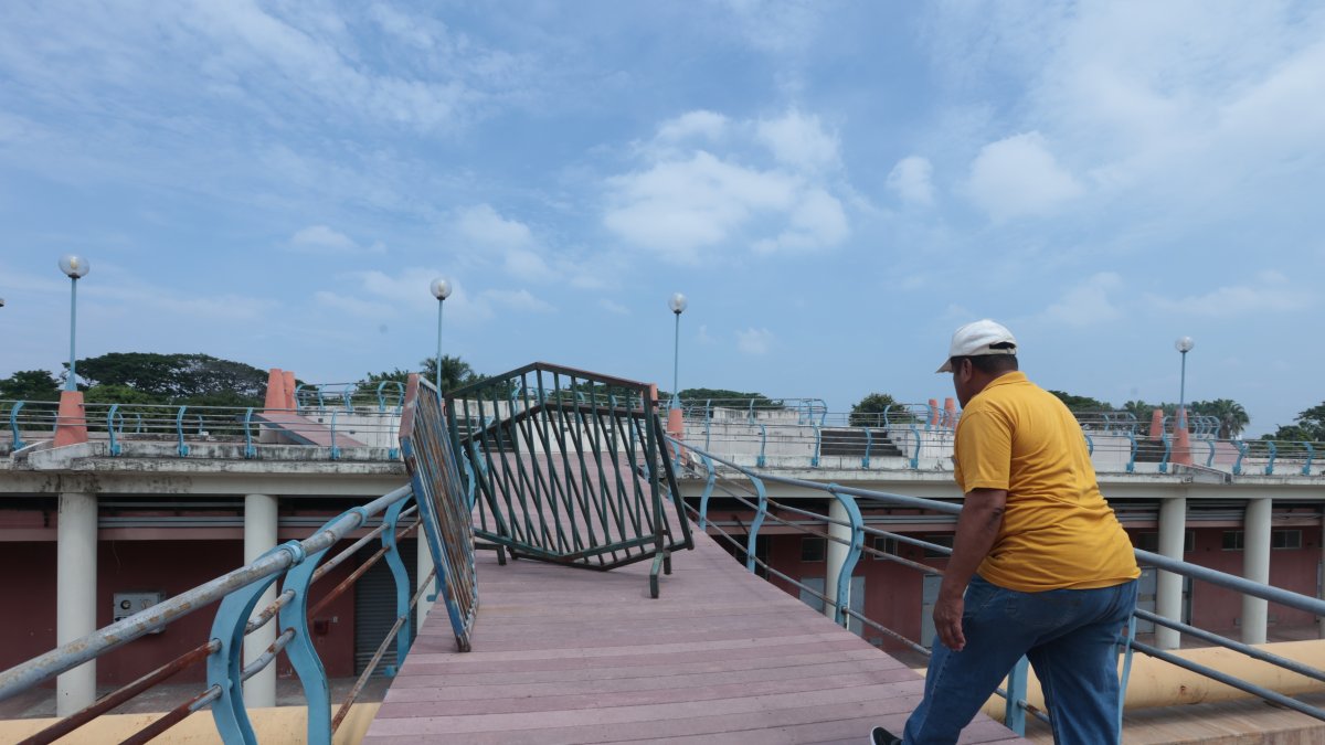 Zona. En la parte alta del Centro Cívico se observa un espacio, incluidos locales, inutilizados que necesitan dinamismo.