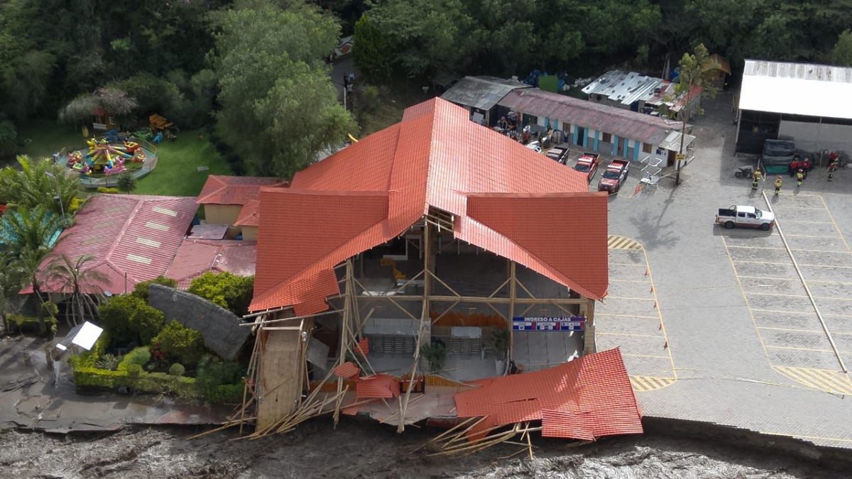 Emergencia. El desbordamiento del río Pisque dejó pérdidas materiales.