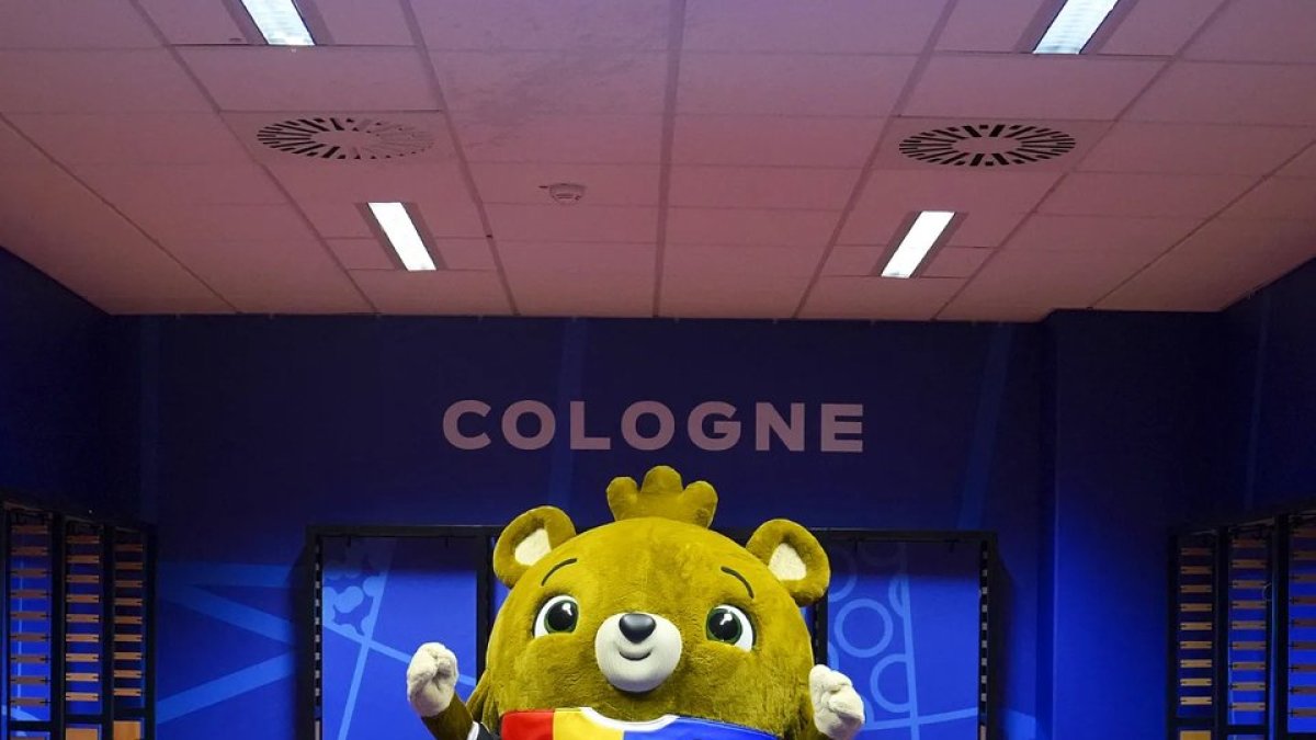 La mascota de la Eurocopa se llama Albärt y fue elegida mediante una votación en UEFA.com