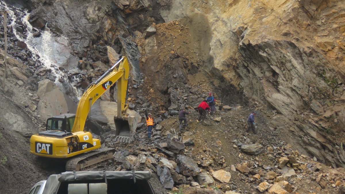 En la comunidad Pungalá, Riobamba, no hay abastecimiento de agua tras los deslizamientos de tierra y aluviones dados desde el 14 de junio.