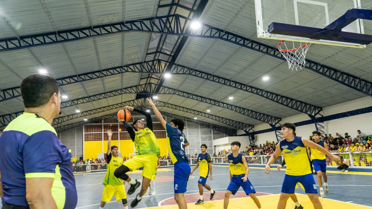 En el cantón Baba, en Los Ríos, fue reconstruido el coliseo, como por años lo pidieron los habitantes.