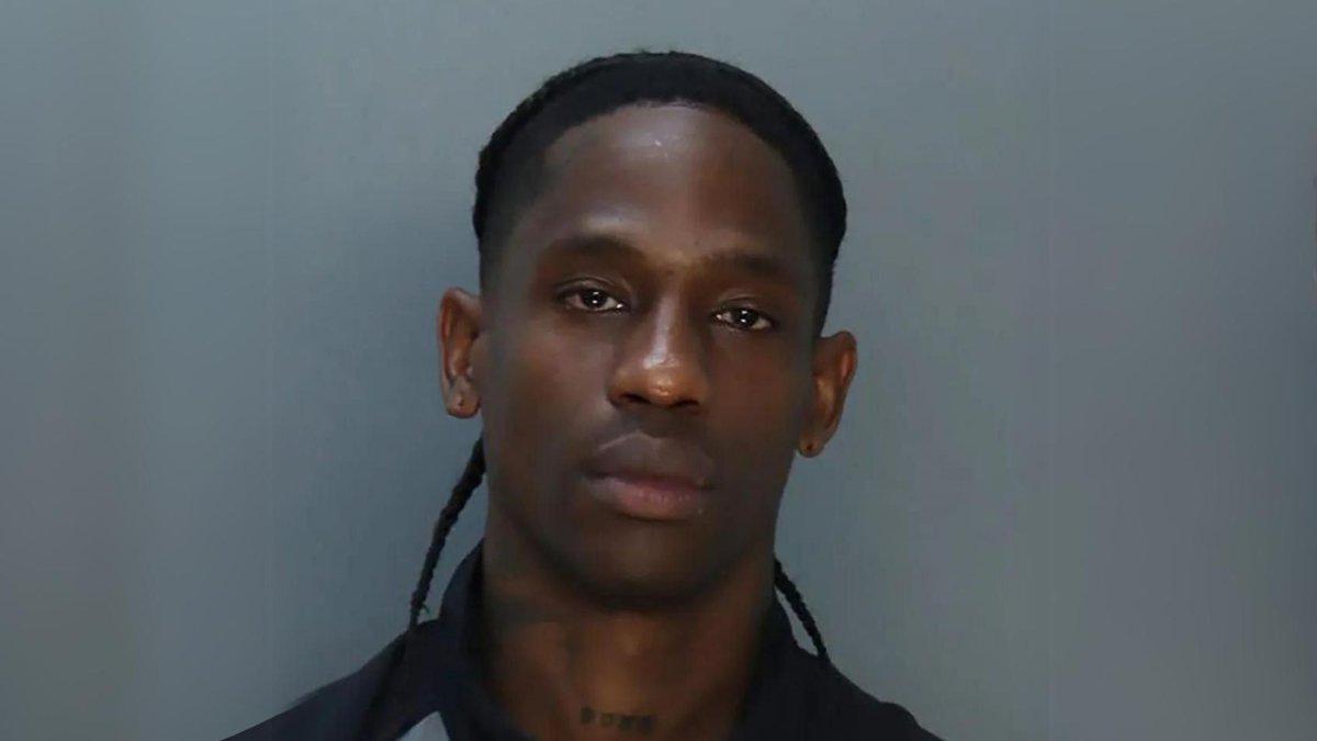 Travis Scott tiene 33 años.