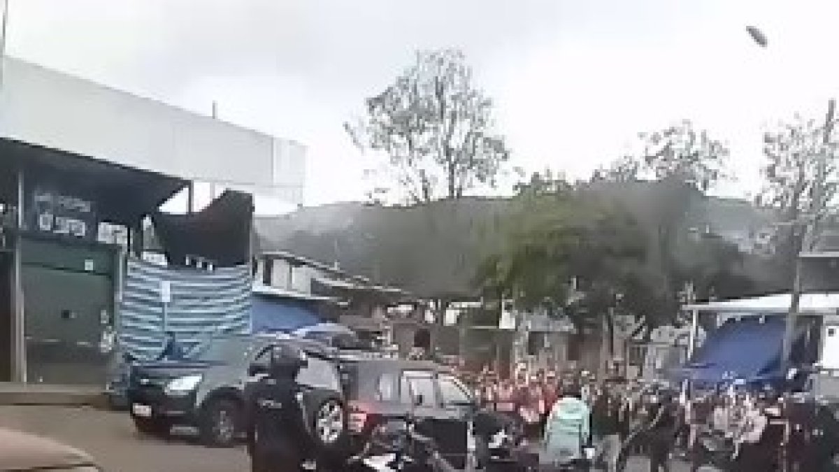 Varios sospechosos fueron detenidos en el Mercado Mayorista de Quito.