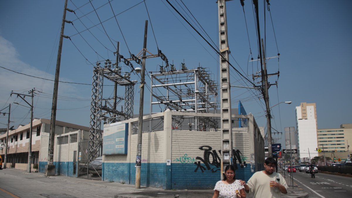 Energía. Una de las subestaciones de energía eléctrica, ubicada en el norte de Guayaquil.