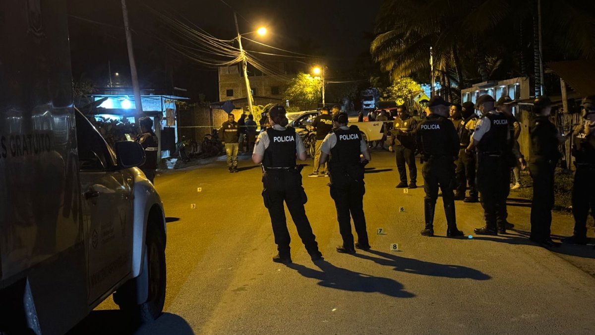 La Policía llegó hasta el lugar para recabar información.