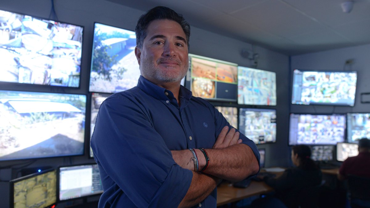 La ola de inseguridad hizo que su startup Pinlet, tenga acogida y ya está en vías de internacionalización.