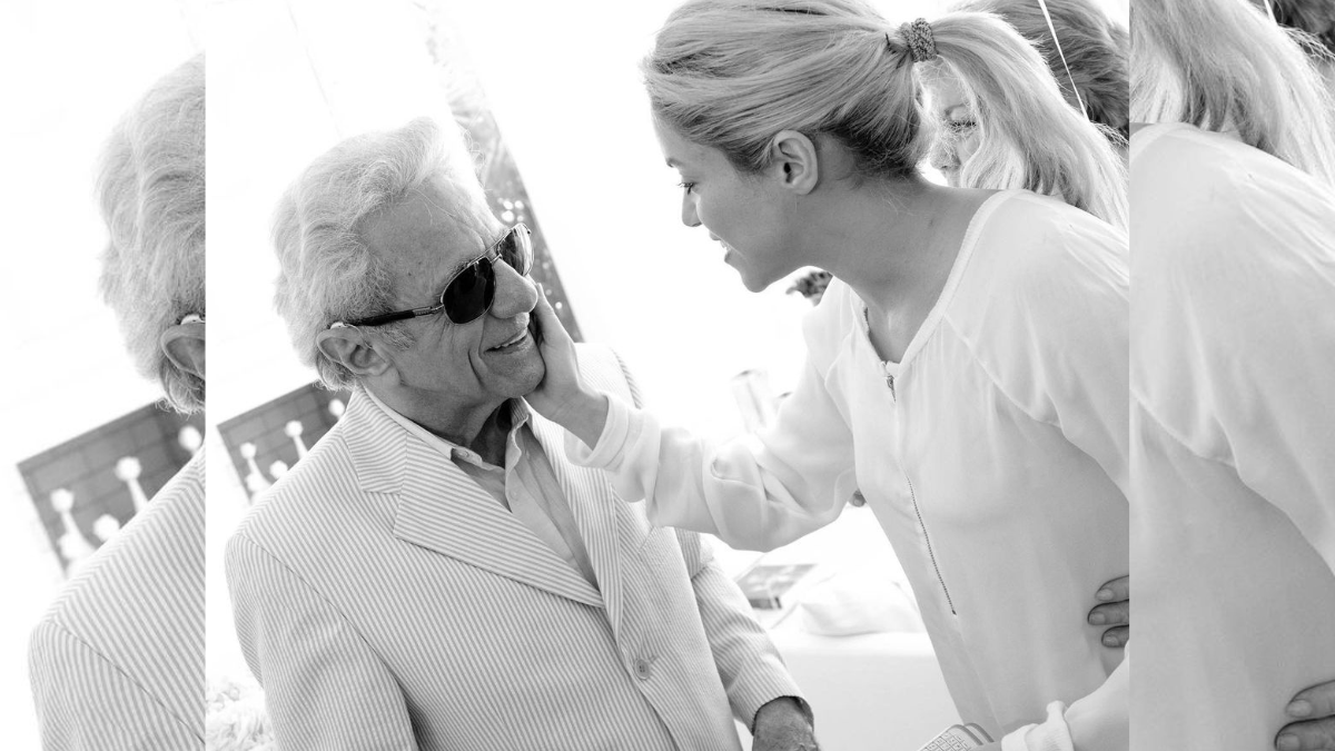 Shakira lleva una profunda y muy cercana relación con su padre.