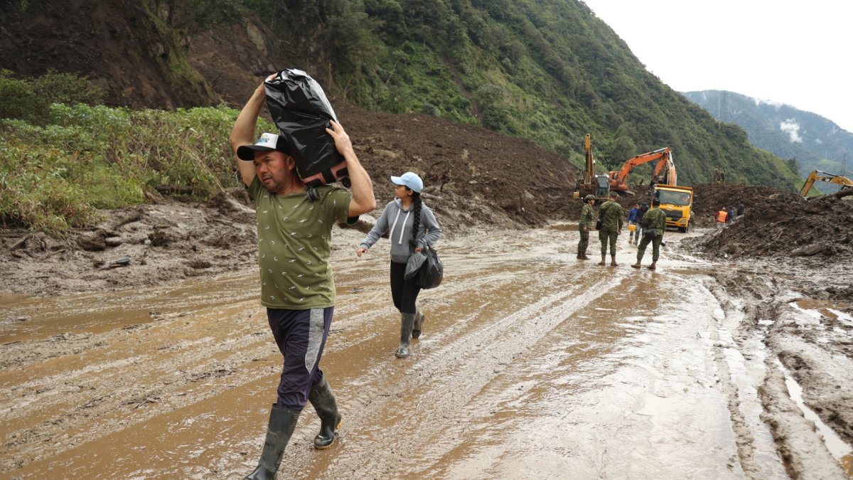 Parte de la comunidad de Quilloturo ha tenido que ser desalojada por la vulnerabilidad de que ocurra otro evento adverso provocado por las lluvias.