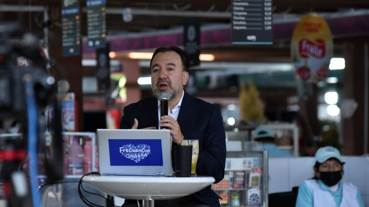 Referencial. El alcalde Pabel Muñoz durante su informe semanal Frecuencia Quiteña