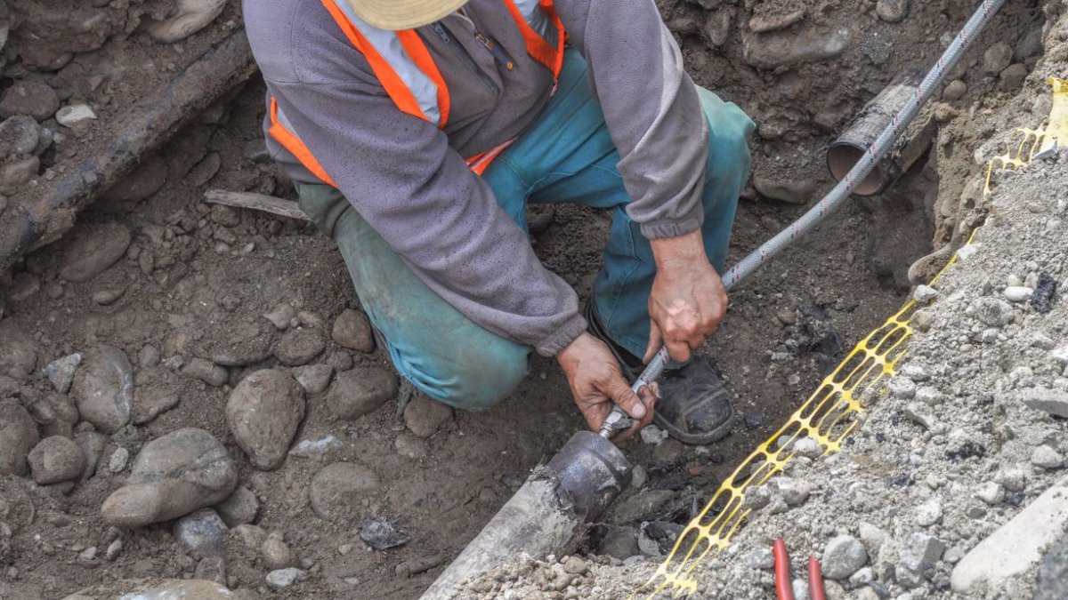 Imagen referencial de trabajos en tuberías